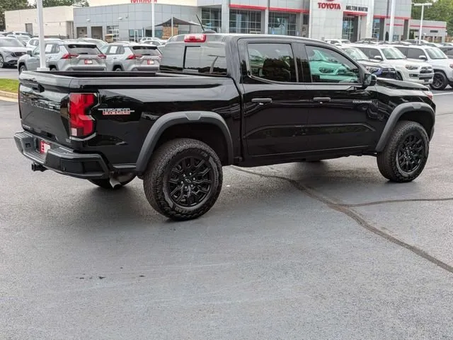 2026 Chevrolet Colorado Trail Boss thumbnail 4