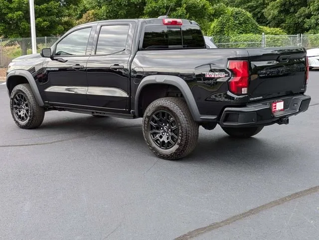2026 Chevrolet Colorado Trail Boss thumbnail 6