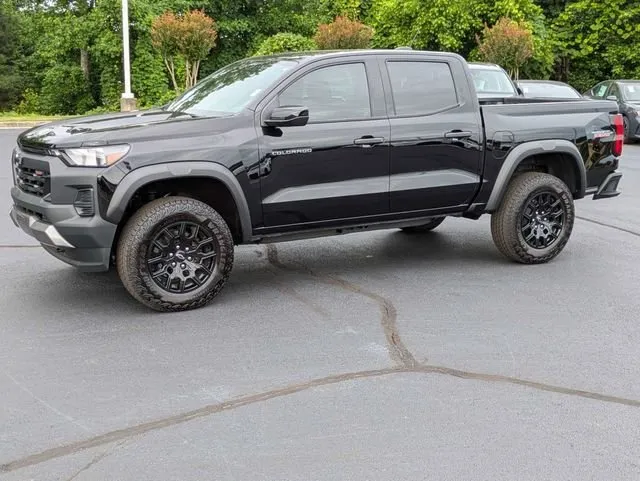 2026 Chevrolet Colorado Trail Boss thumbnail 8
