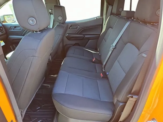 2026 Chevrolet Colorado Work Truck thumbnail 12