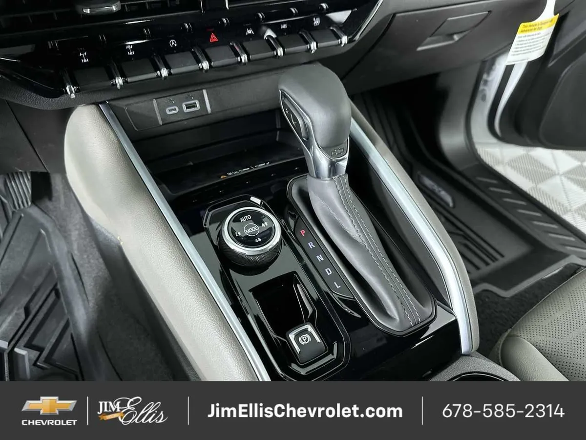 2026 Chevrolet Colorado ZR2 thumbnail 16