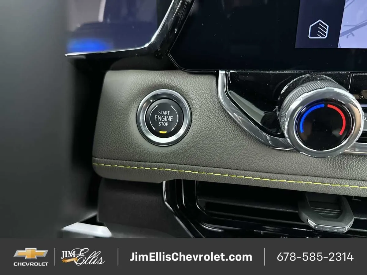 2026 Chevrolet Colorado ZR2 thumbnail 17