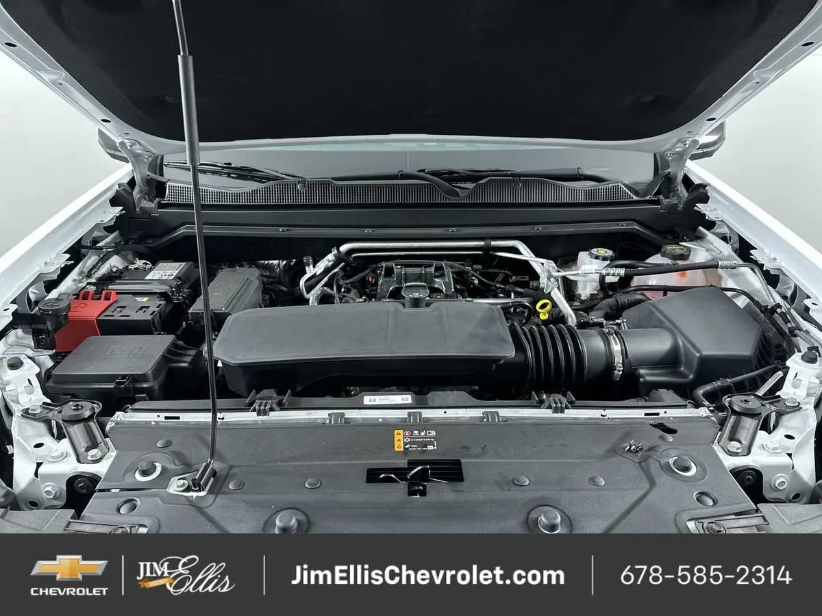 2026 Chevrolet Colorado ZR2 thumbnail 29