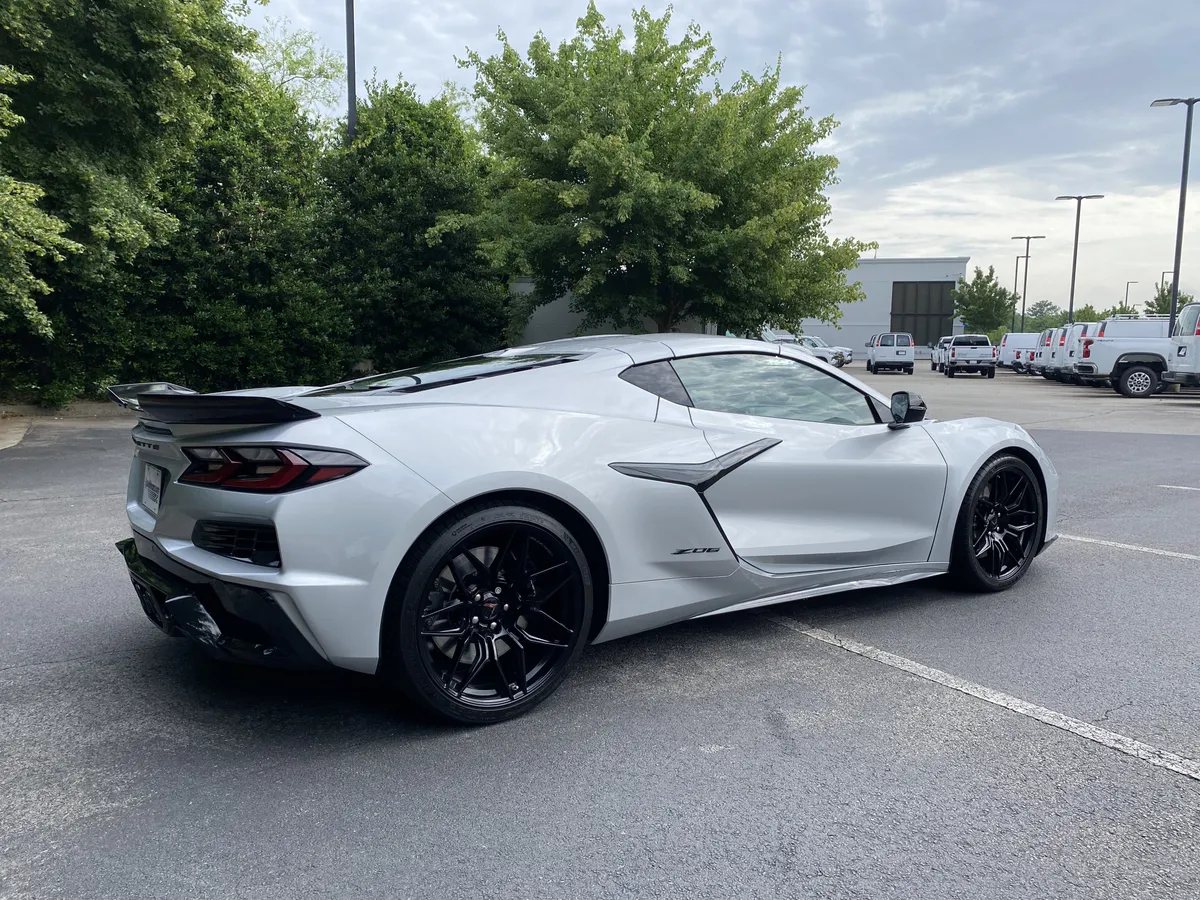 2026 Chevrolet Corvette 1LZ thumbnail 8