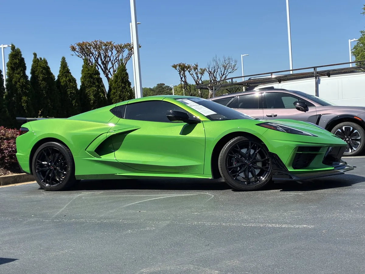 2026 Chevrolet Corvette Stingray 3LT thumbnail 2