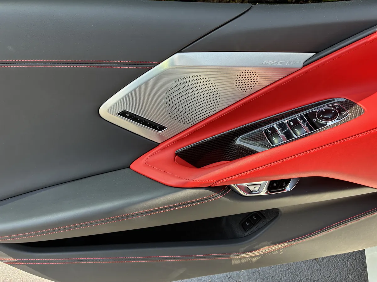 2026 Chevrolet Corvette Stingray 3LT thumbnail 17