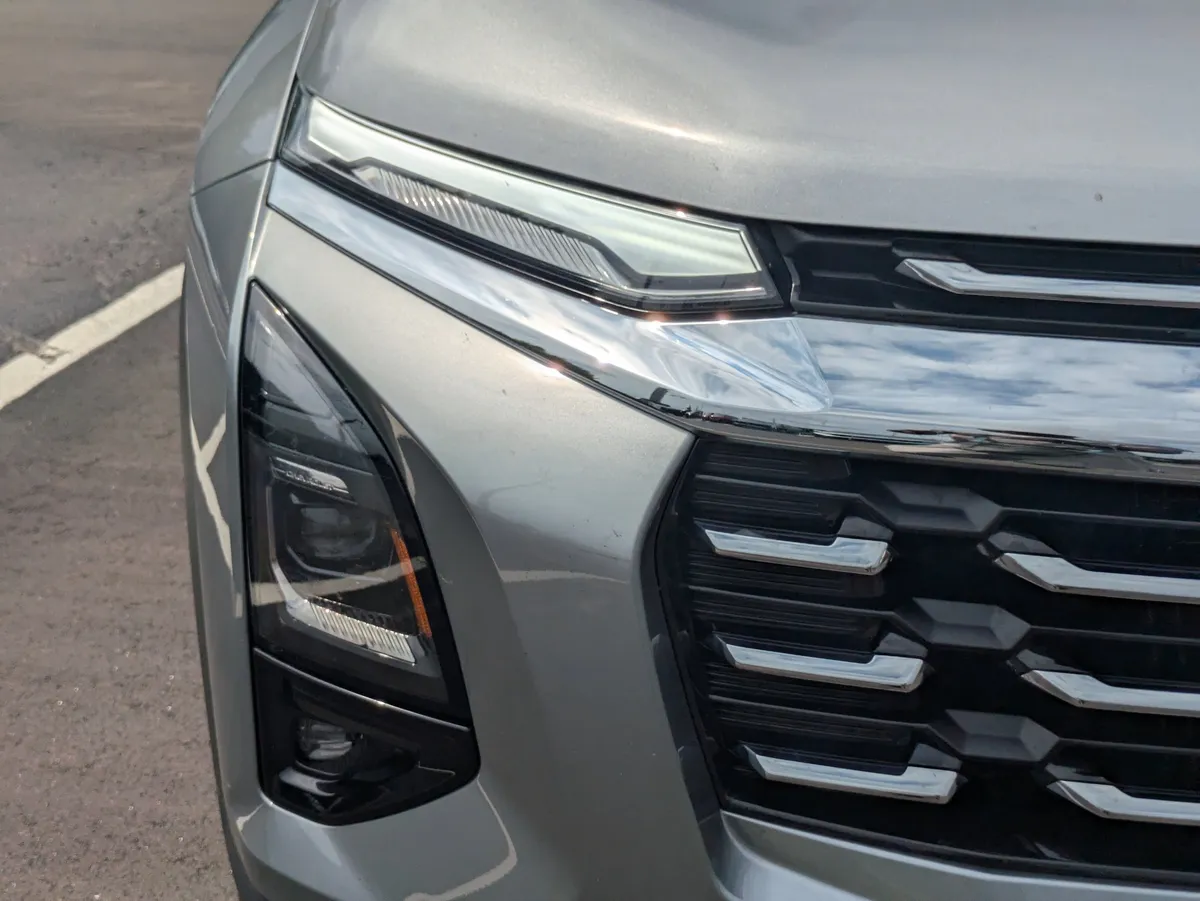 2026 Chevrolet Equinox LT thumbnail 13