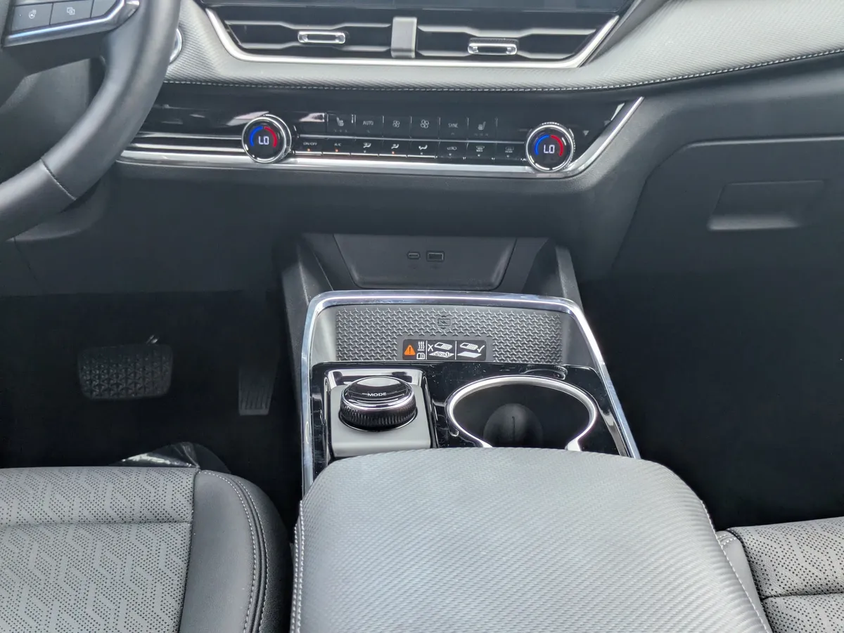 2026 Chevrolet Equinox LT thumbnail 26