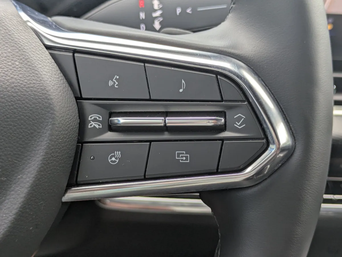 2026 Chevrolet Equinox LT thumbnail 33