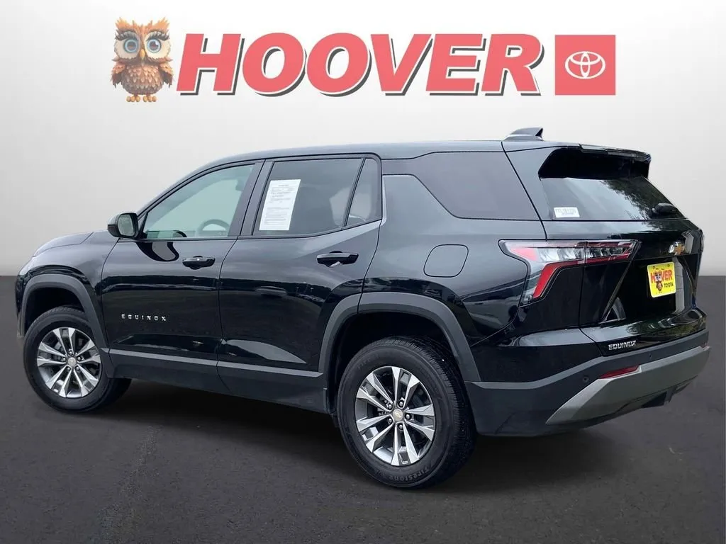 2026 Chevrolet Equinox LT thumbnail 3