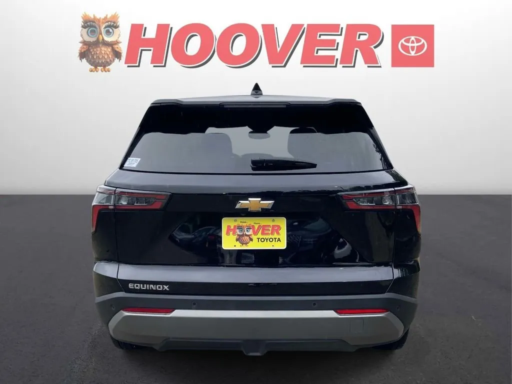 2026 Chevrolet Equinox LT thumbnail 8