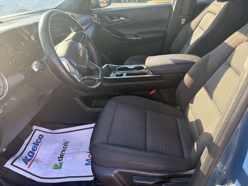 2026 Chevrolet Equinox LT thumbnail 5