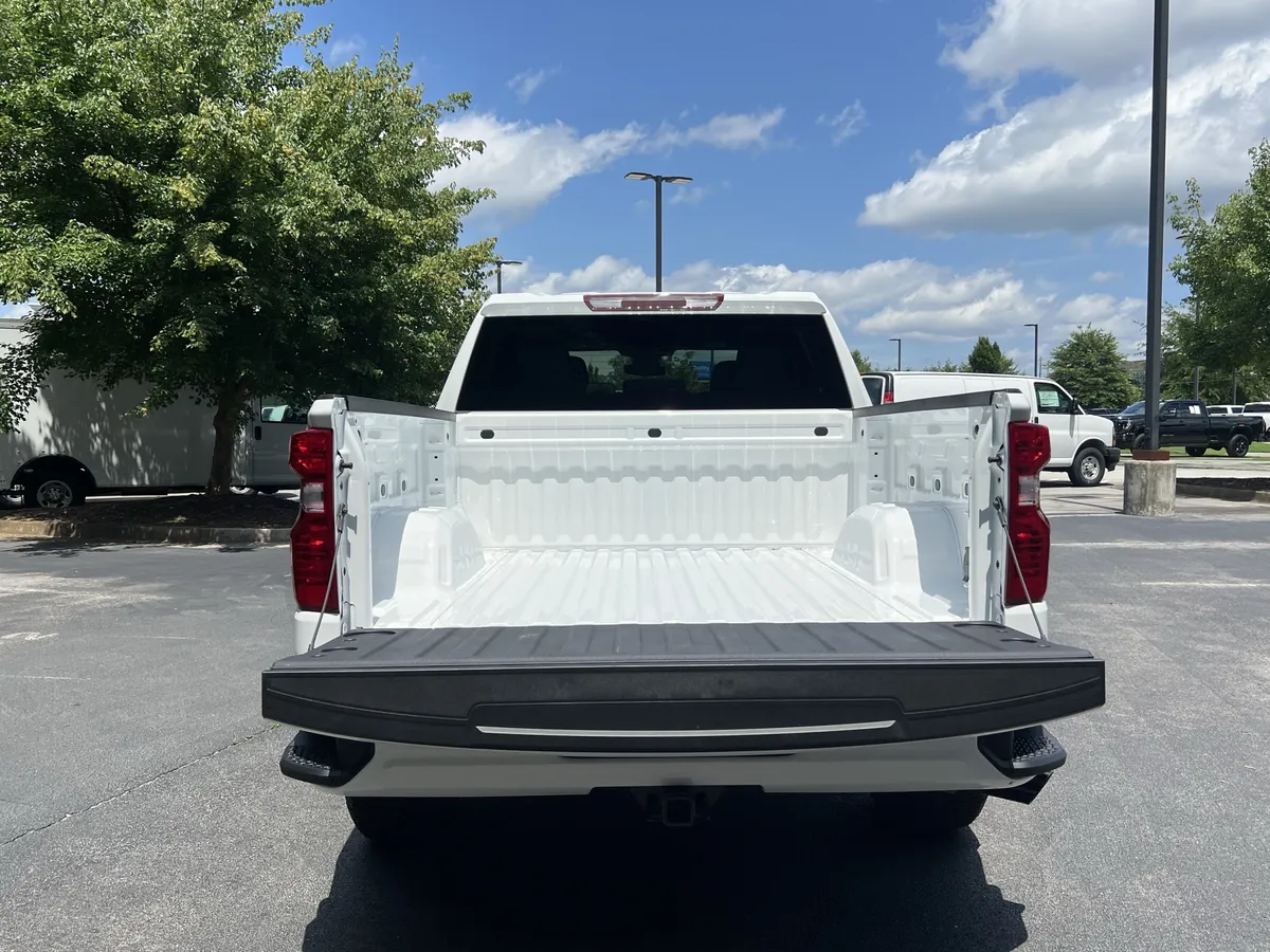 2026 Chevrolet Silverado 1500 Custom thumbnail 10