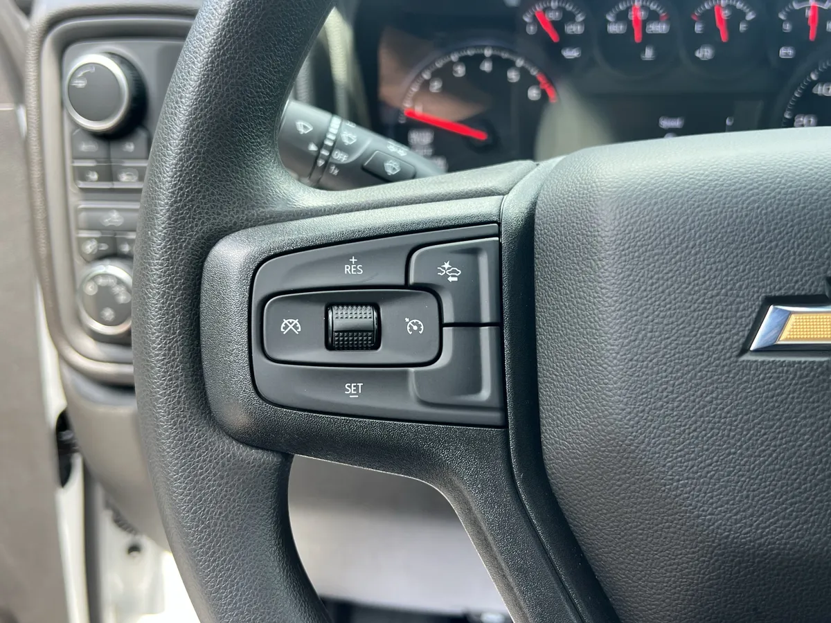 2026 Chevrolet Silverado 1500 Custom thumbnail 19