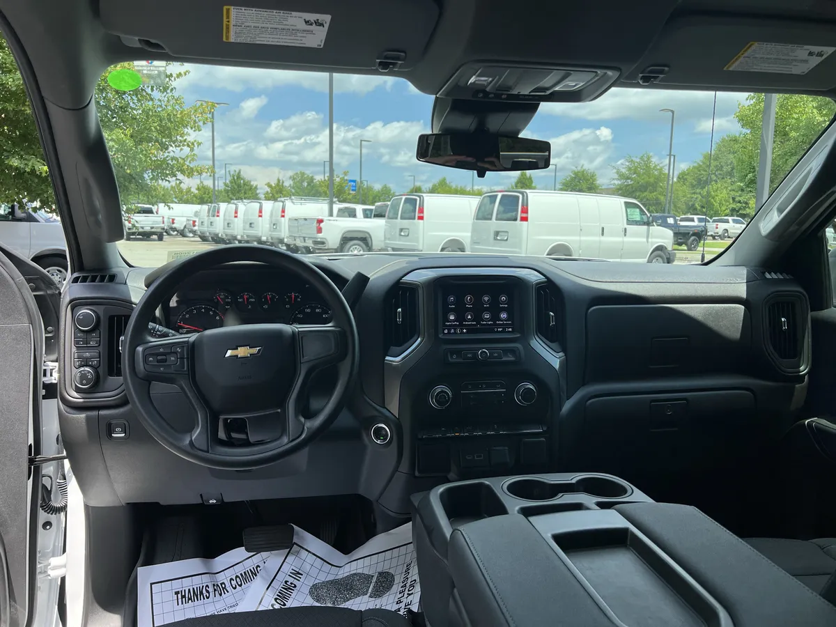 2026 Chevrolet Silverado 1500 Custom thumbnail 31