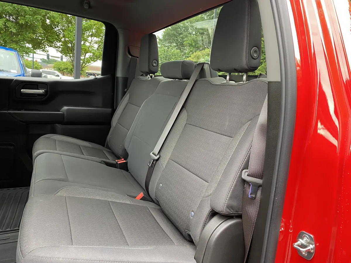2026 Chevrolet Silverado 1500 Custom thumbnail 33