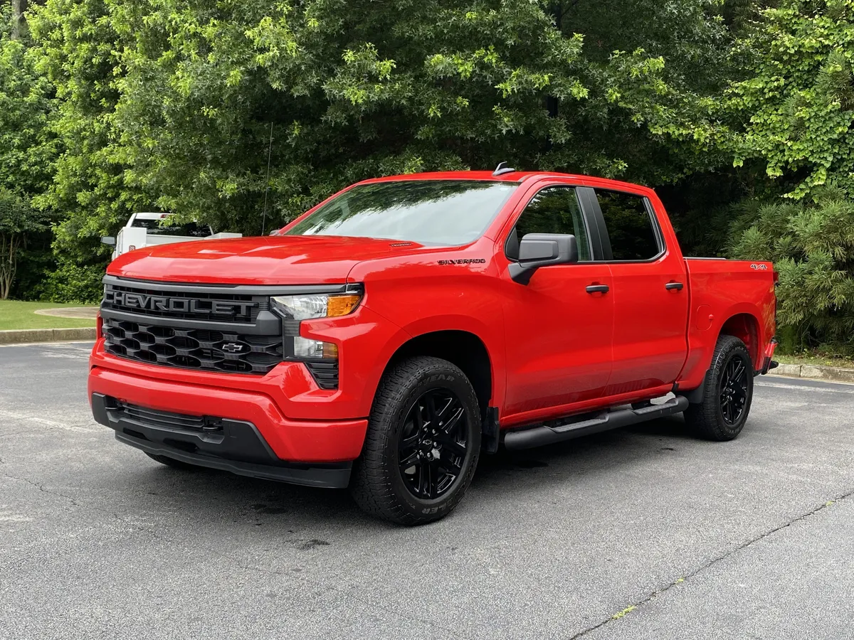 2026 Chevrolet Silverado 1500 Custom thumbnail 4