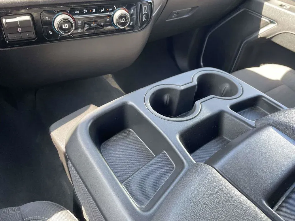 2026 Chevrolet Silverado 1500 LT thumbnail 17