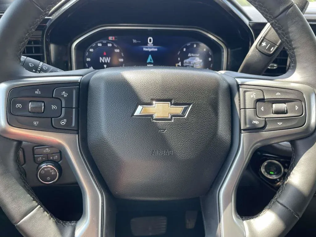 2026 Chevrolet Silverado 1500 LT thumbnail 21