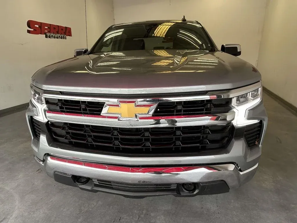 2026 Chevrolet Silverado 1500 LT thumbnail 8