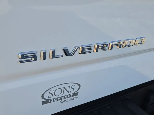 2026 Chevrolet Silverado 1500 LT thumbnail 13