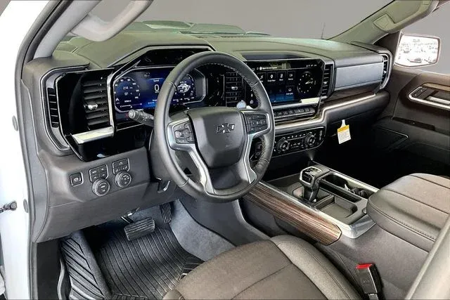 2026 Chevrolet Silverado 1500 LT Trail Boss thumbnail 14