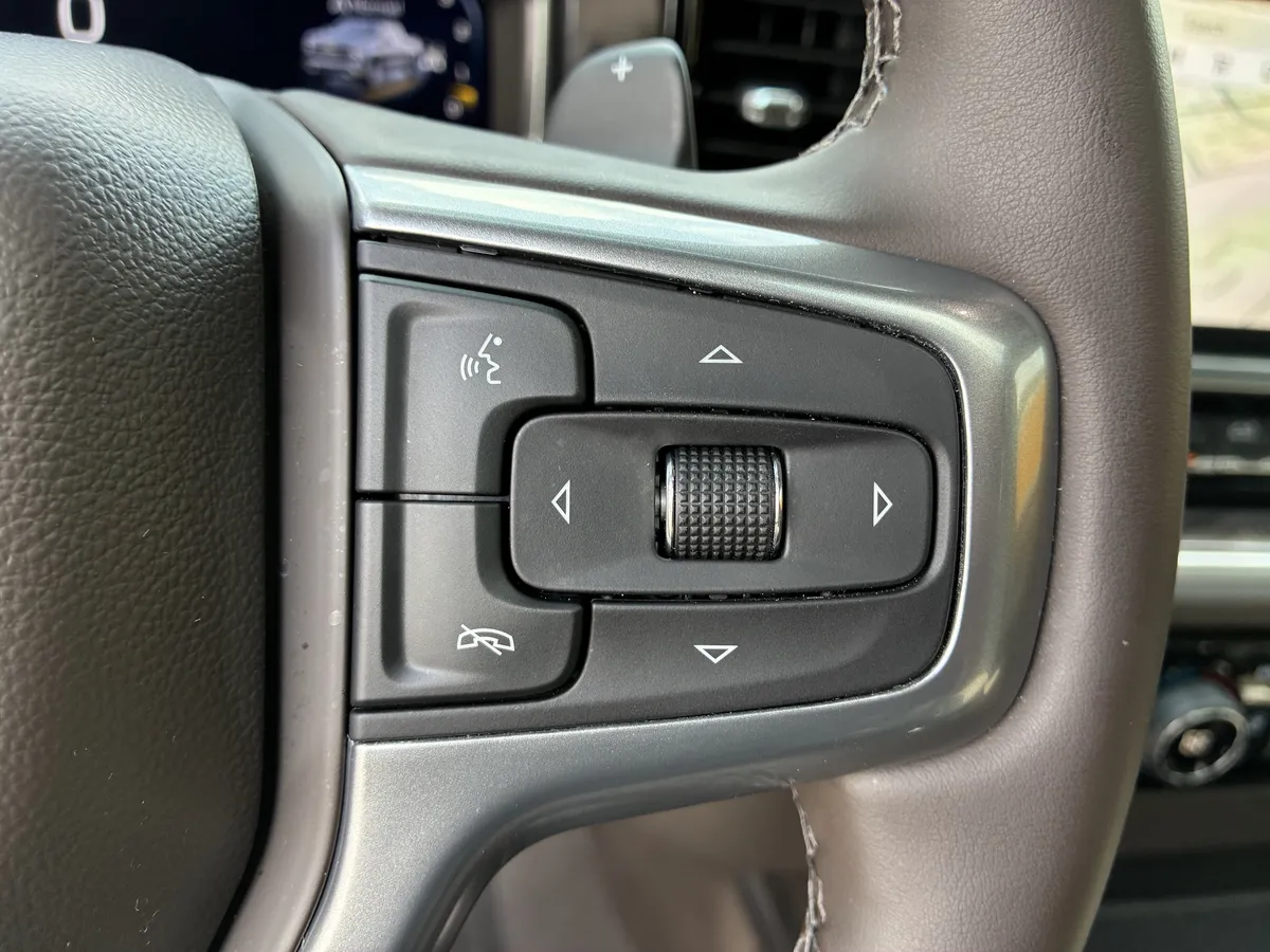 2026 Chevrolet Silverado 1500 LTZ thumbnail 12