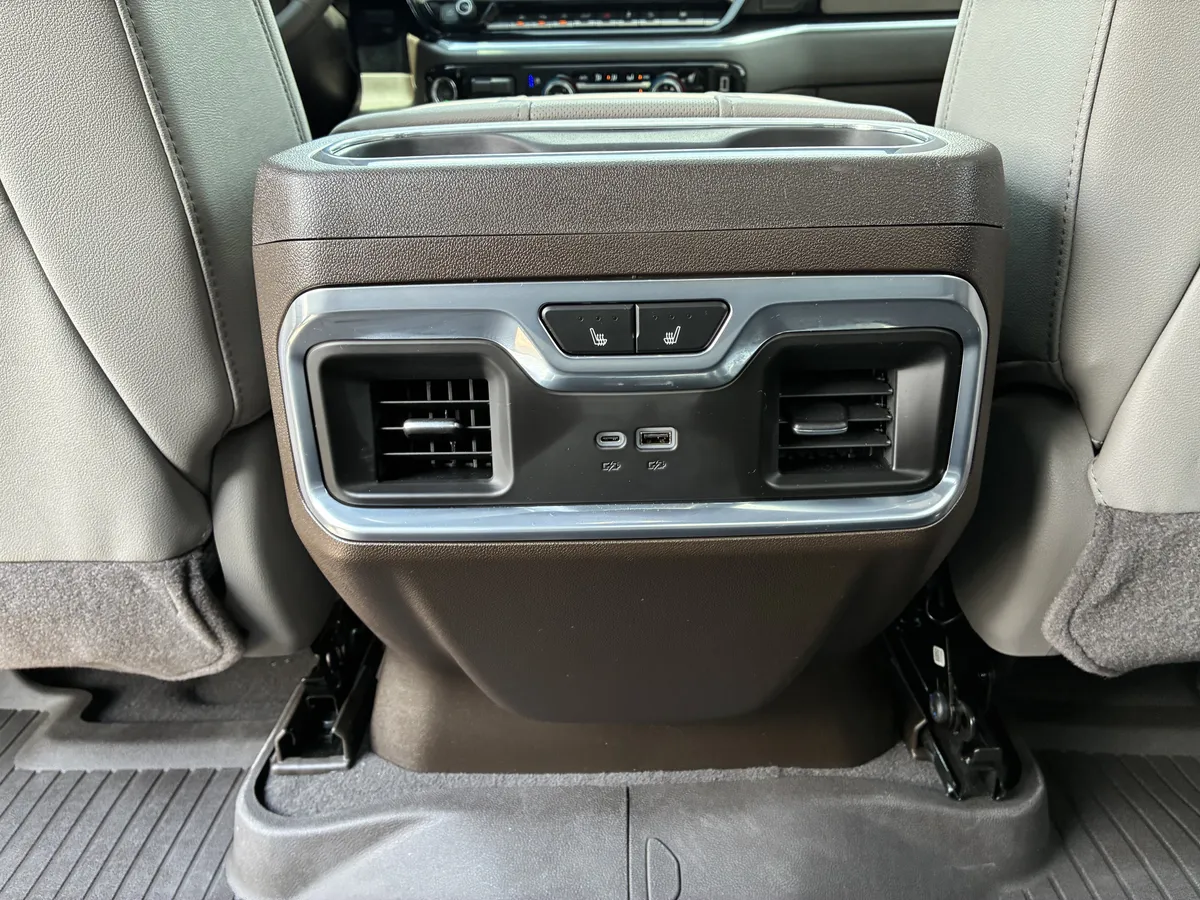 2026 Chevrolet Silverado 1500 LTZ thumbnail 17