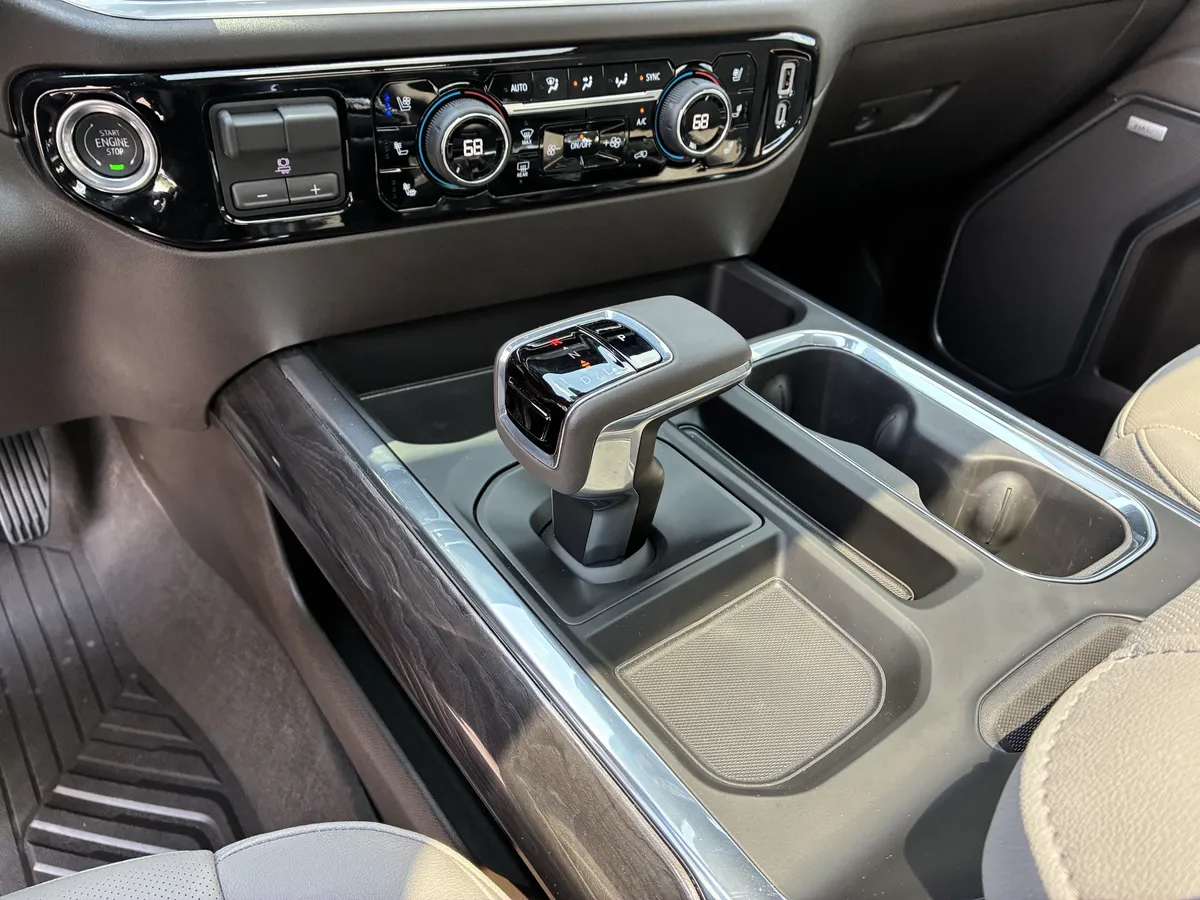 2026 Chevrolet Silverado 1500 LTZ thumbnail 35
