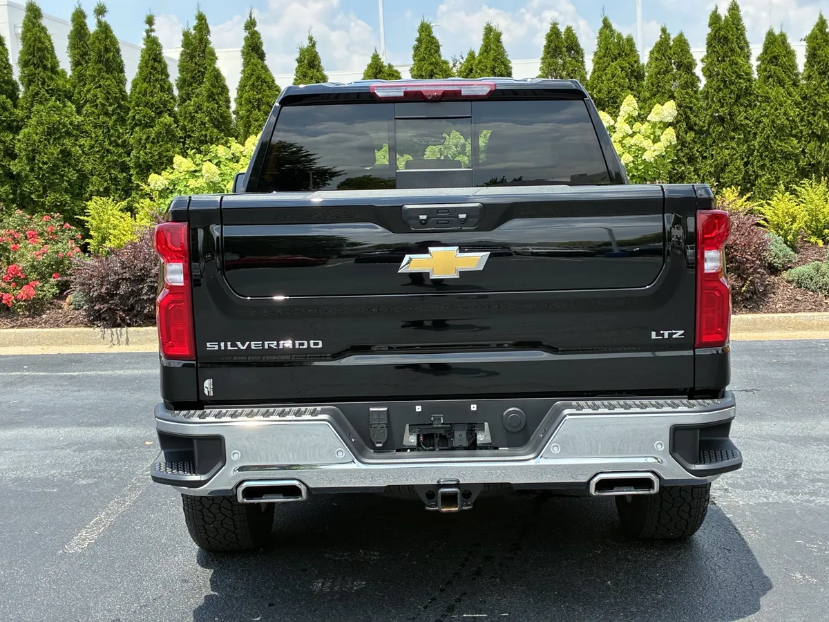 2026 Chevrolet Silverado 1500 LTZ thumbnail 7