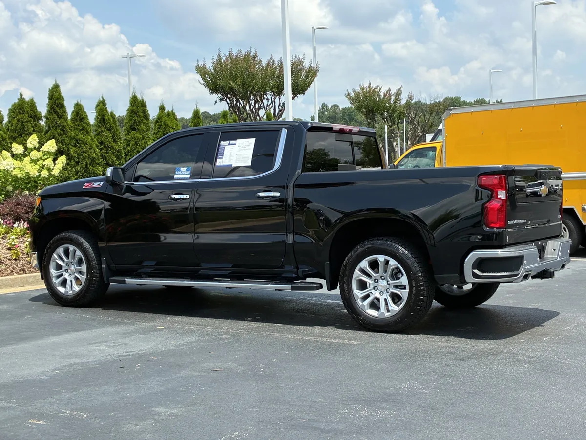 2026 Chevrolet Silverado 1500 LTZ thumbnail 8