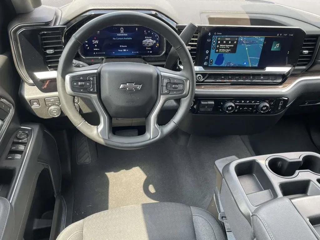 2026 Chevrolet Silverado 1500 RST thumbnail 9