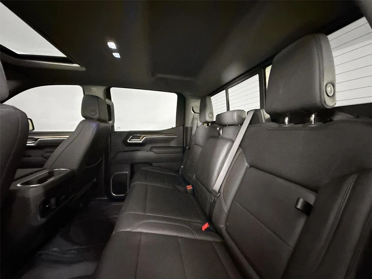 2026 Chevrolet Silverado 1500 RST thumbnail 31