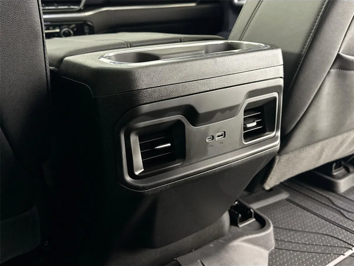 2026 Chevrolet Silverado 1500 RST thumbnail 36