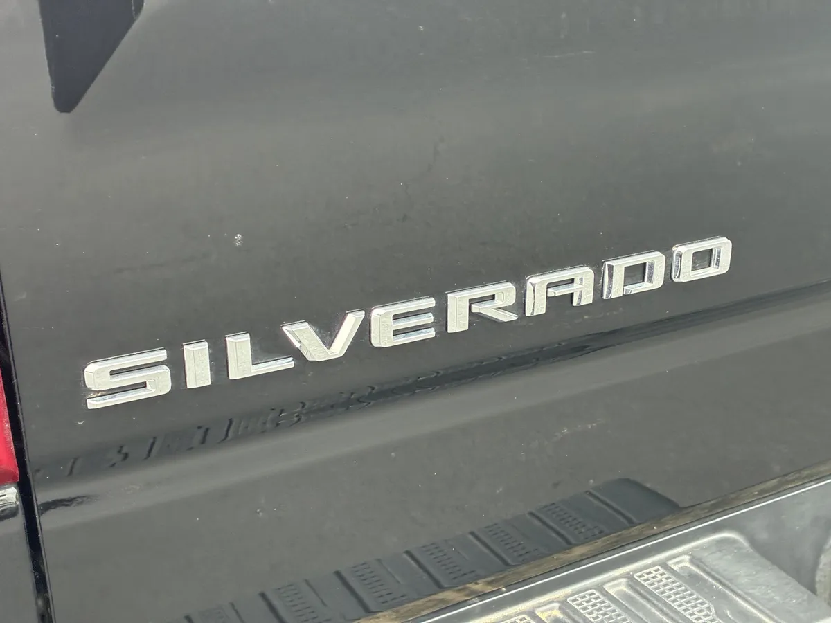 2026 Chevrolet Silverado 1500 RST thumbnail 10
