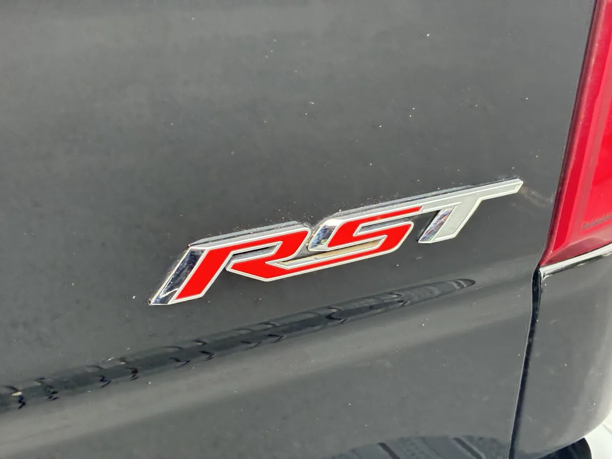 2026 Chevrolet Silverado 1500 RST thumbnail 11
