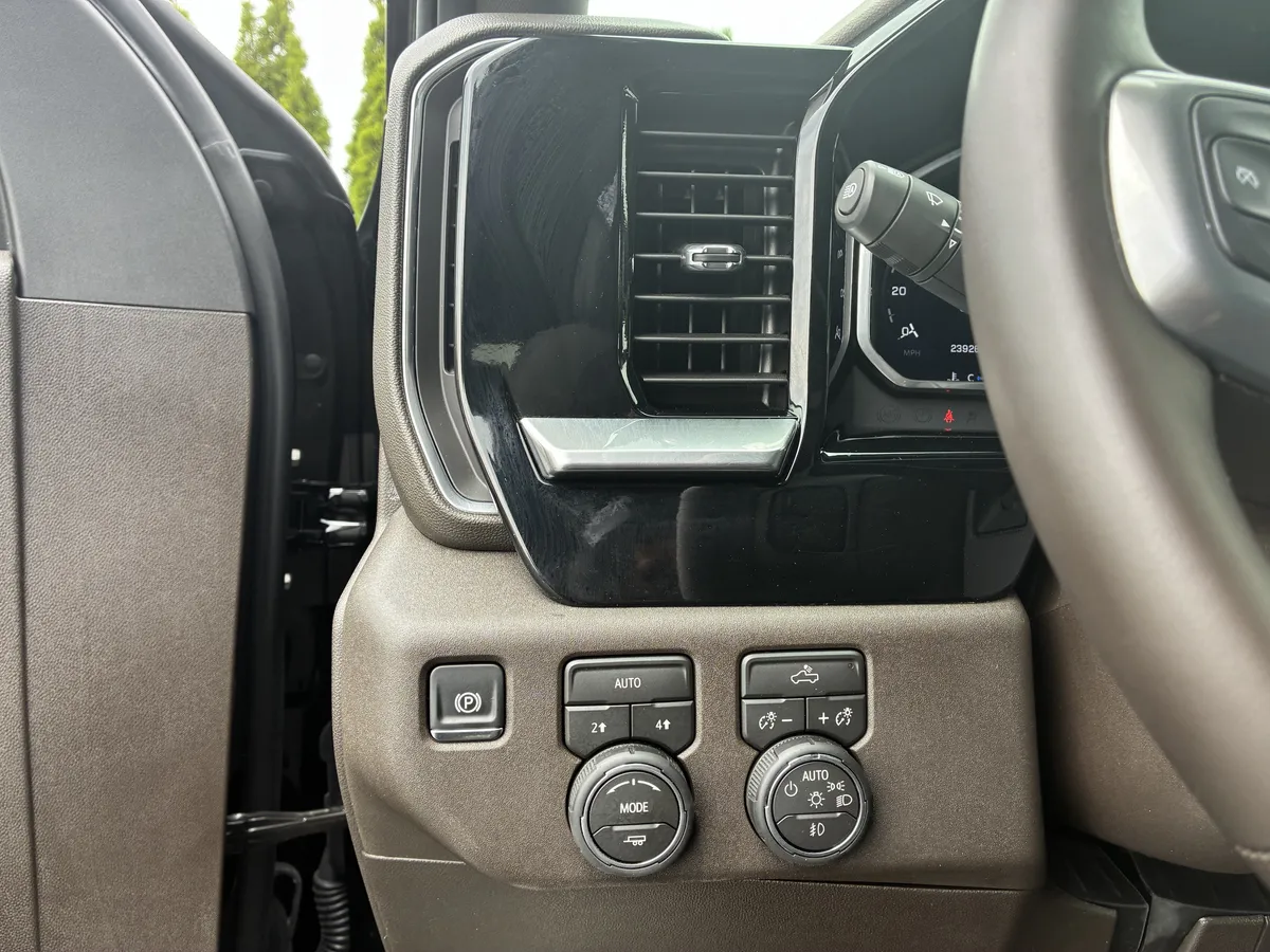 2026 Chevrolet Silverado 1500 RST thumbnail 26