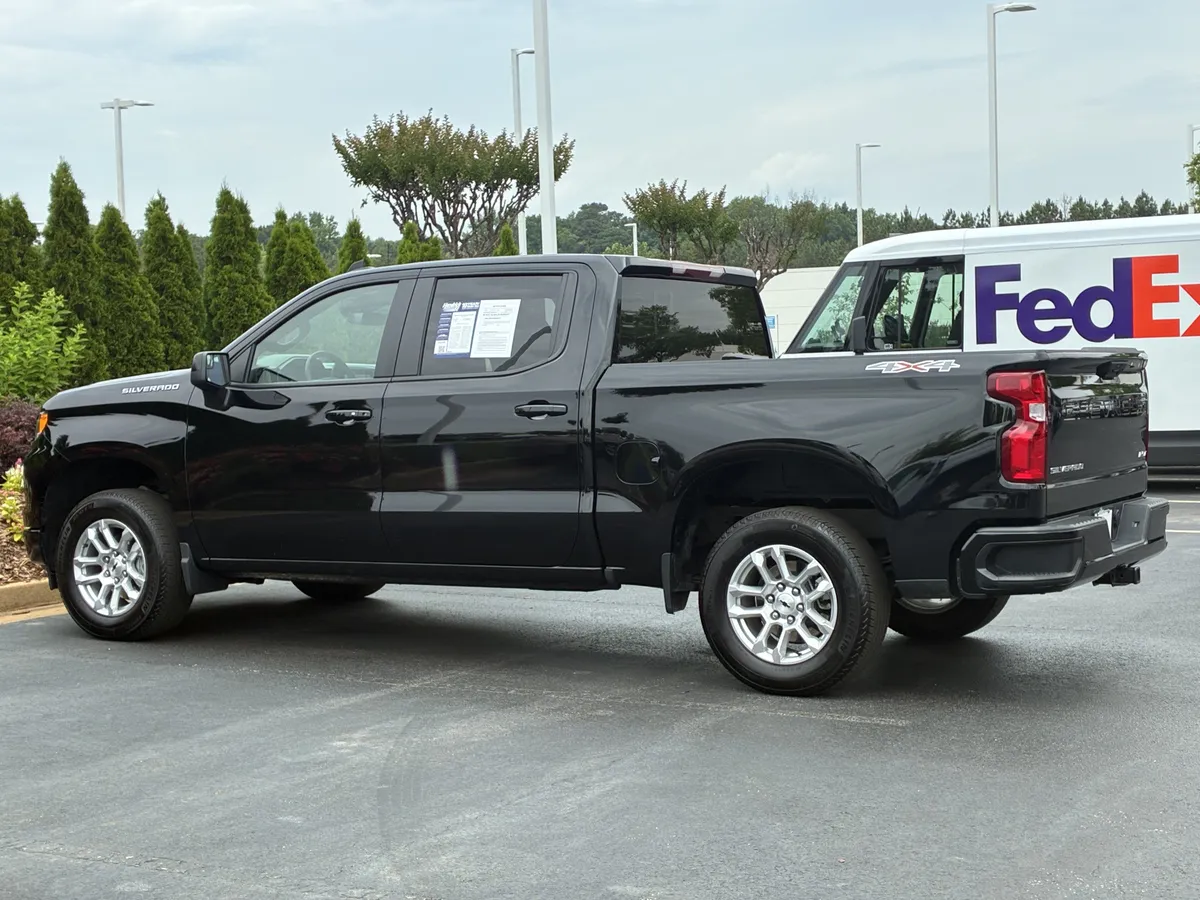 2026 Chevrolet Silverado 1500 RST thumbnail 8