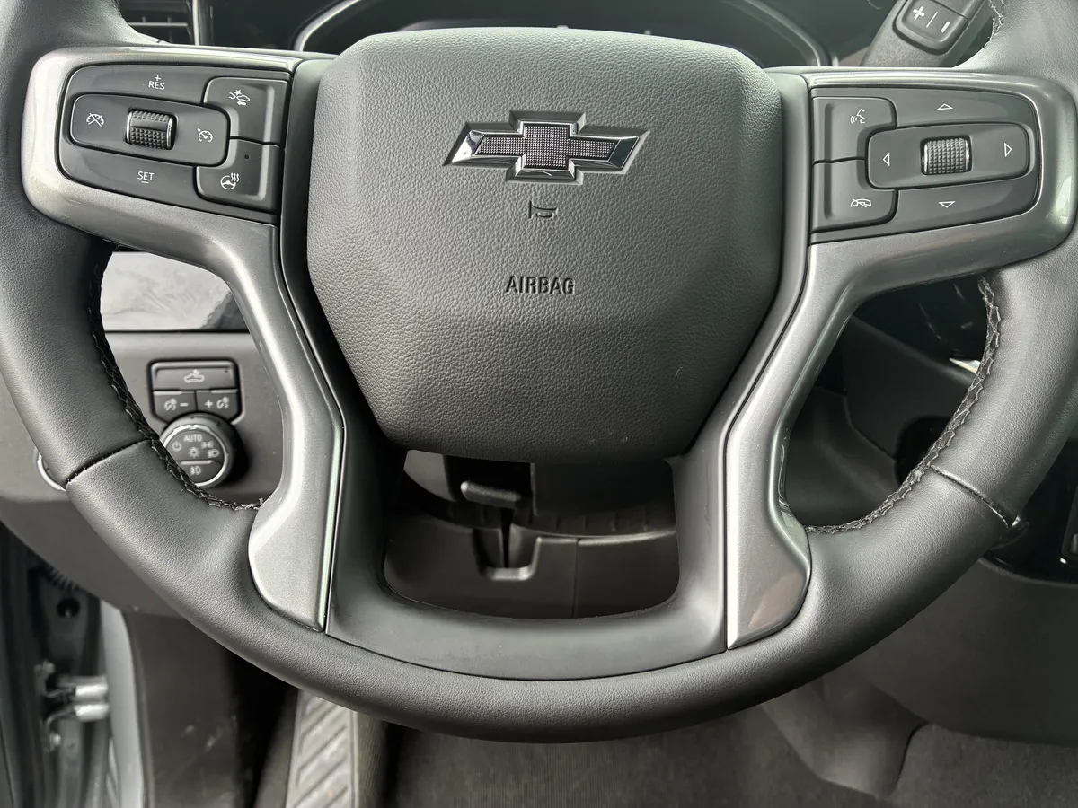 2026 Chevrolet Silverado 1500 RST thumbnail 27