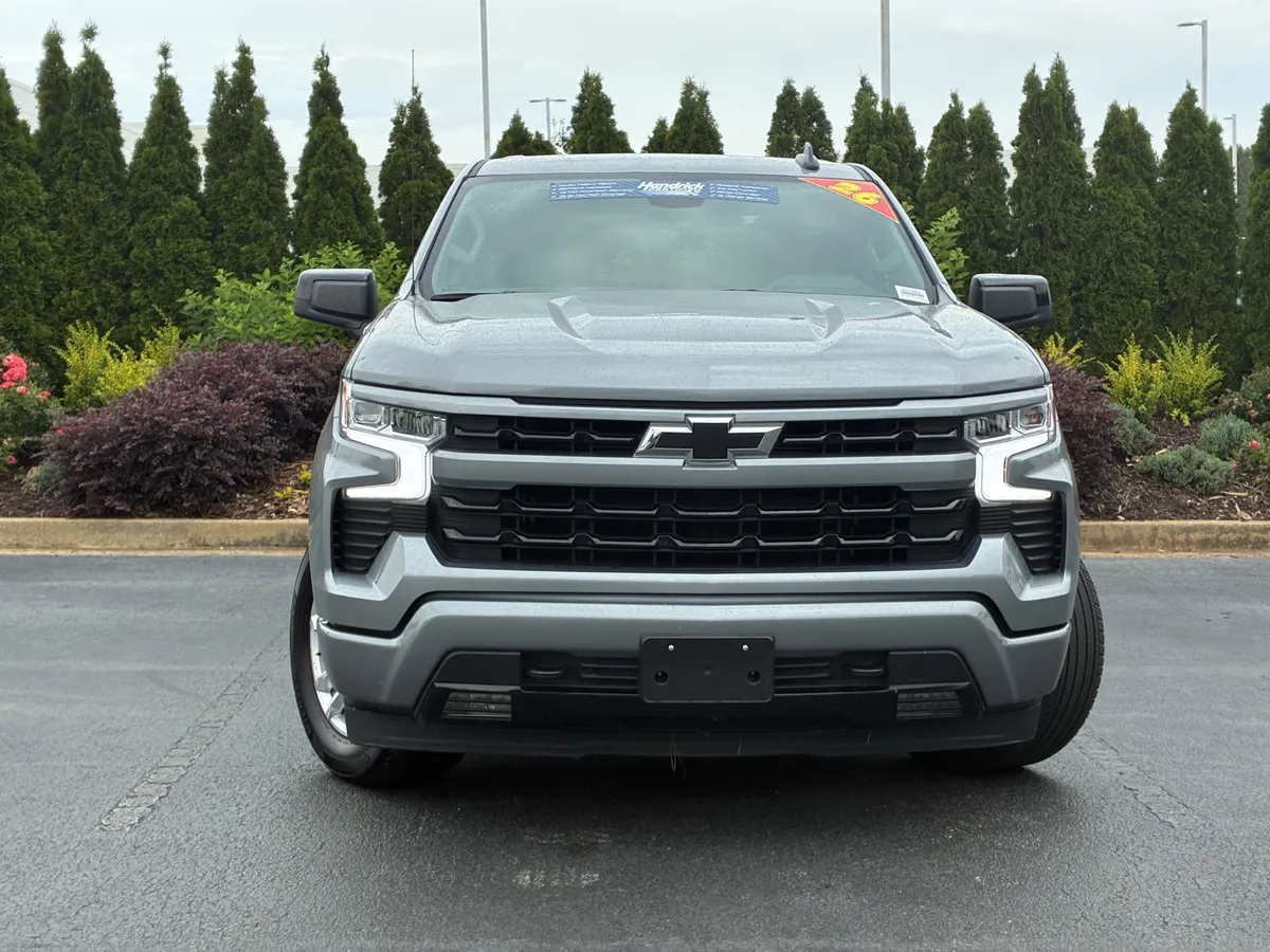 2026 Chevrolet Silverado 1500 RST thumbnail 4