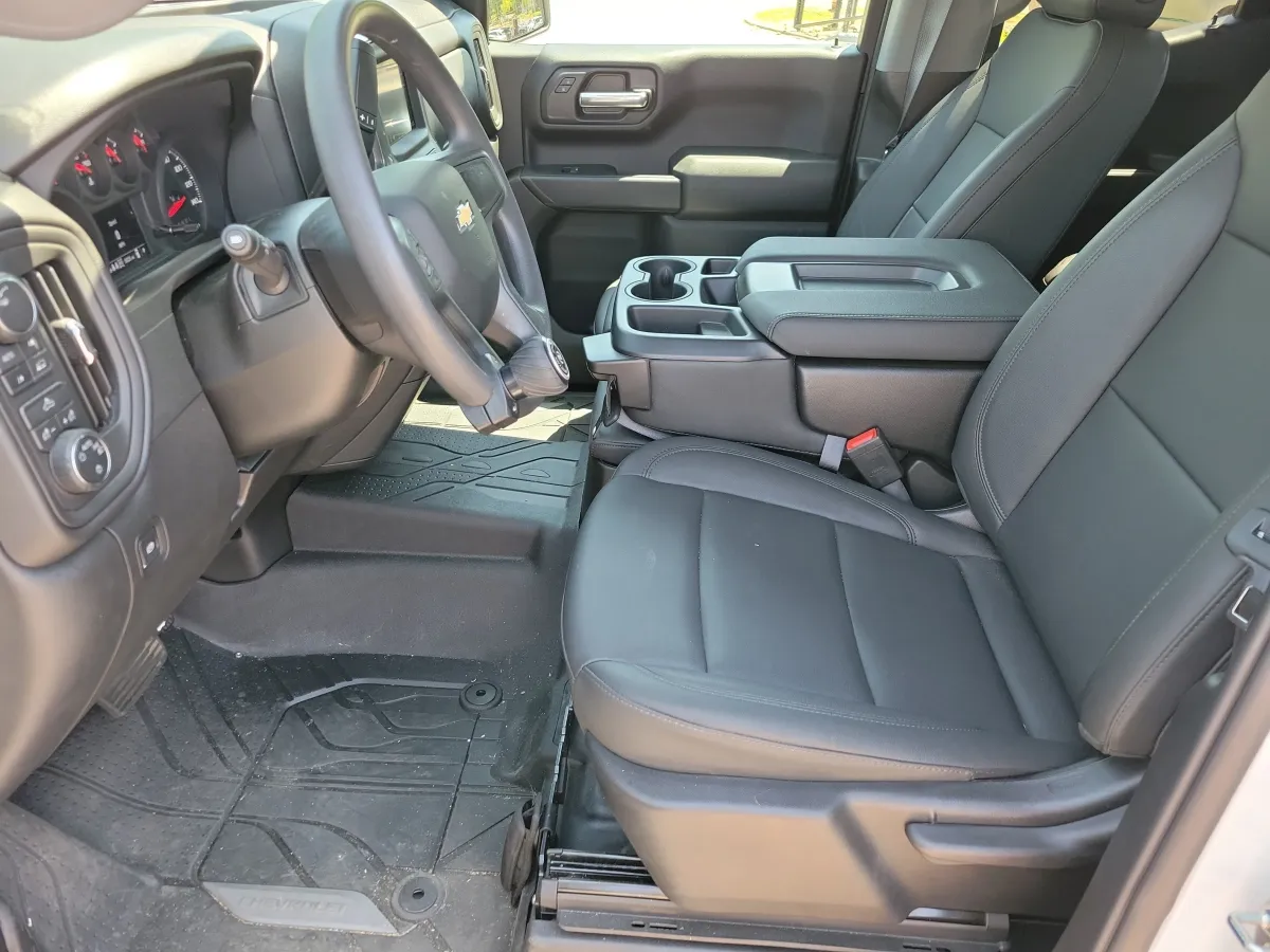2026 Chevrolet Silverado 1500 Work Truck thumbnail 5