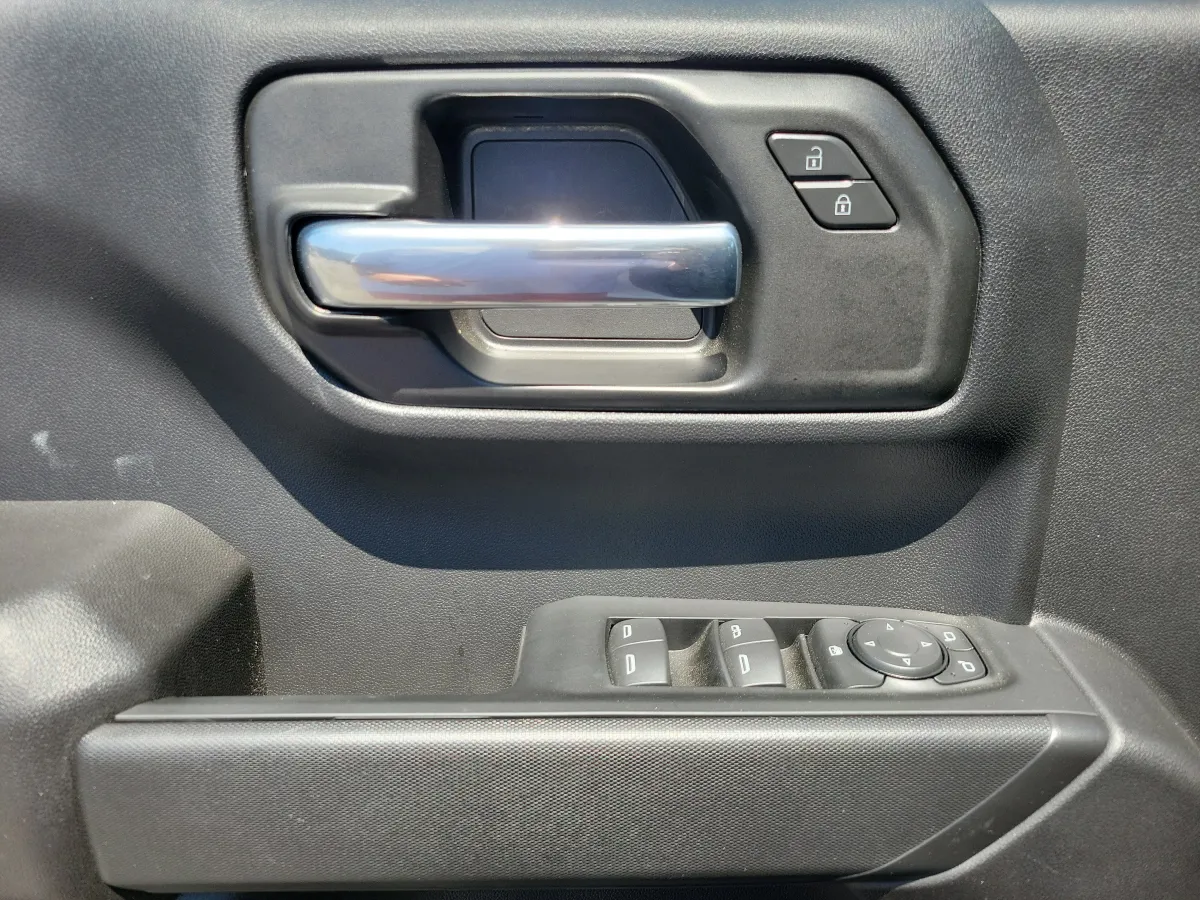 2026 Chevrolet Silverado 1500 Work Truck thumbnail 7