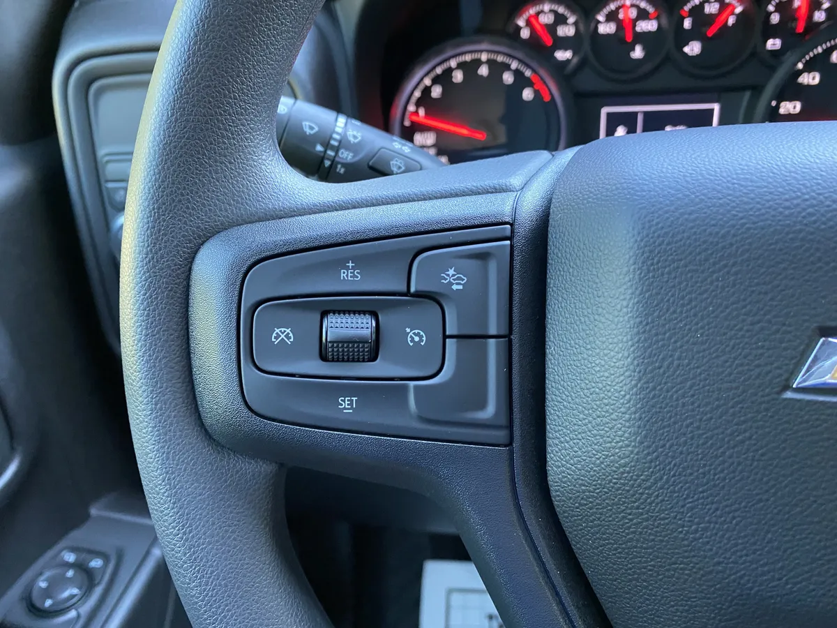 2026 Chevrolet Silverado 1500 Work Truck thumbnail 19