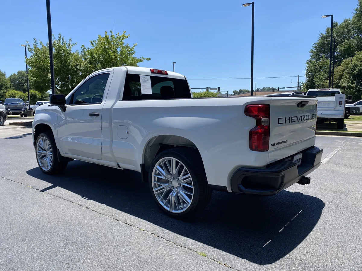 2026 Chevrolet Silverado 1500 Work Truck thumbnail 6