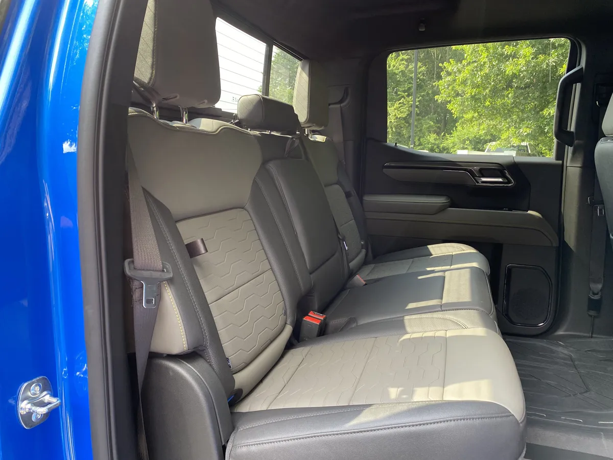 2026 Chevrolet Silverado 1500 ZR2 thumbnail 38