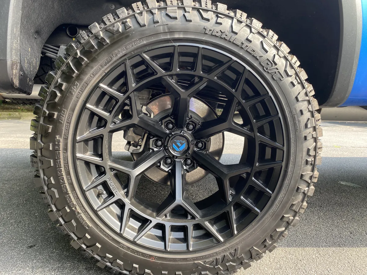 2026 Chevrolet Silverado 1500 ZR2 thumbnail 49