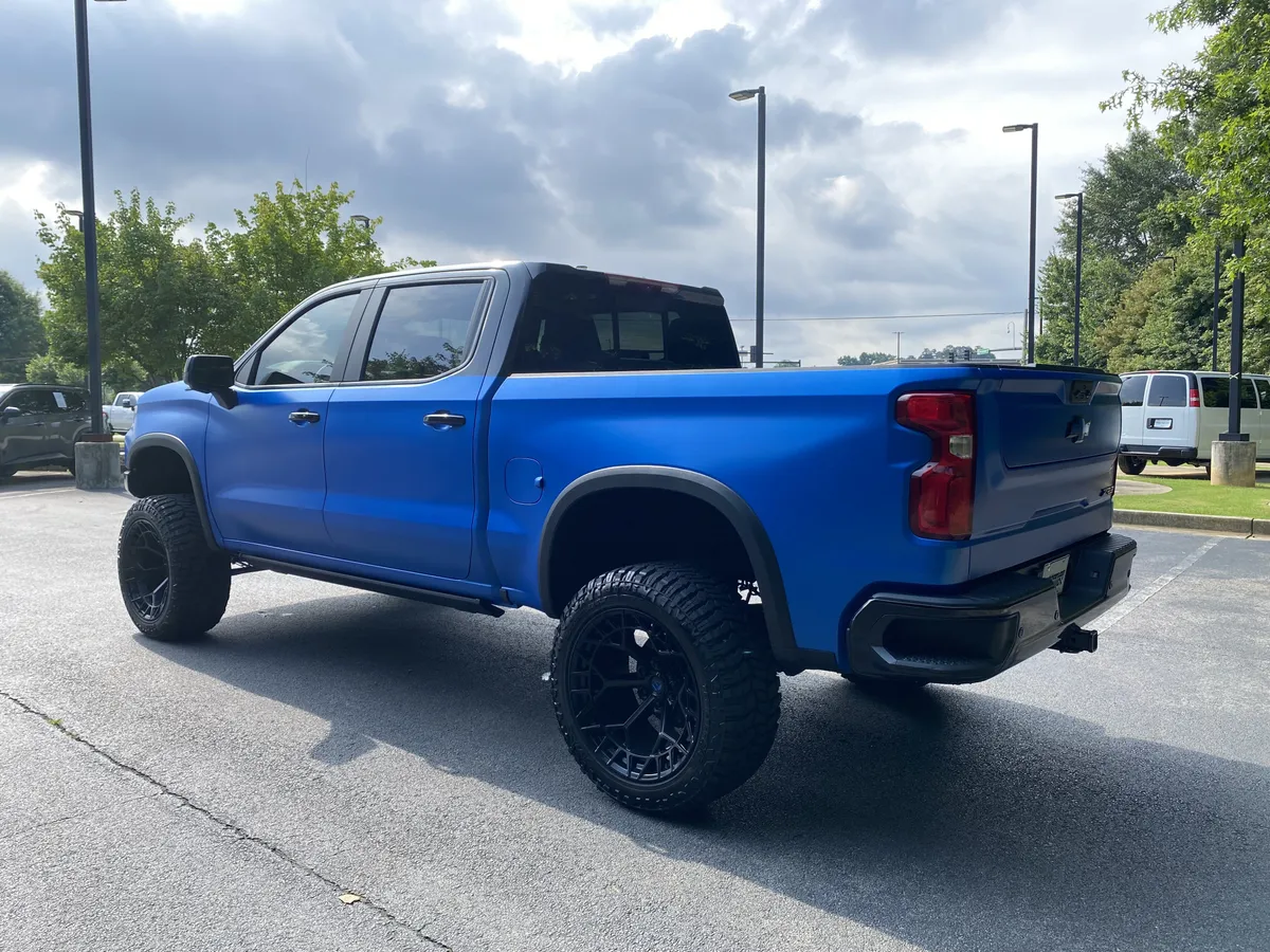 2026 Chevrolet Silverado 1500 ZR2 thumbnail 6
