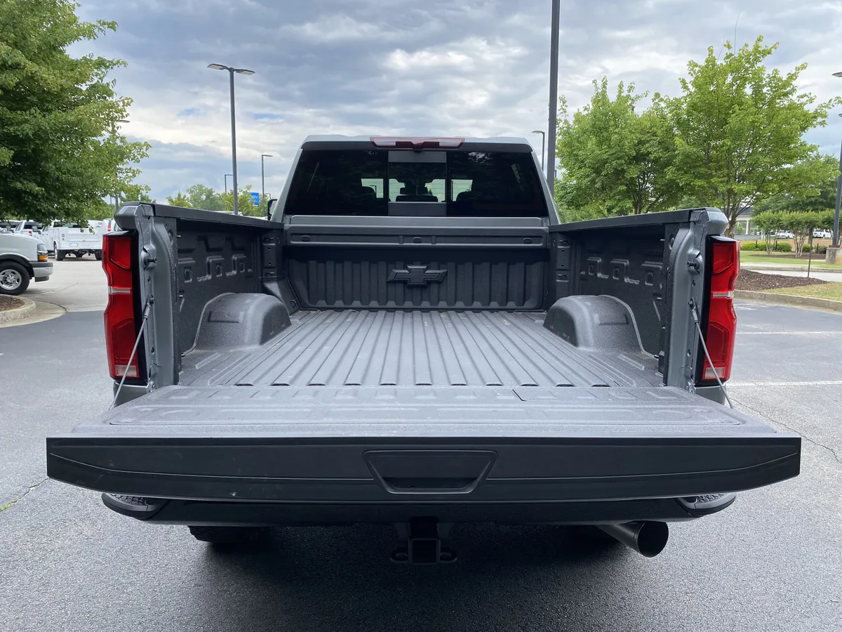 2026 Chevrolet Silverado 2500HD LTZ thumbnail 10