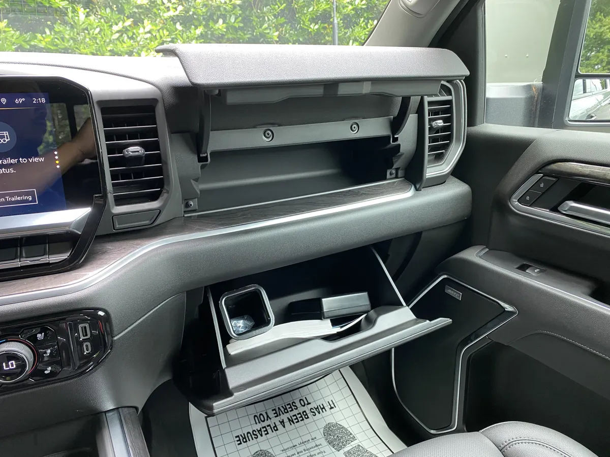 2026 Chevrolet Silverado 2500HD LTZ thumbnail 31