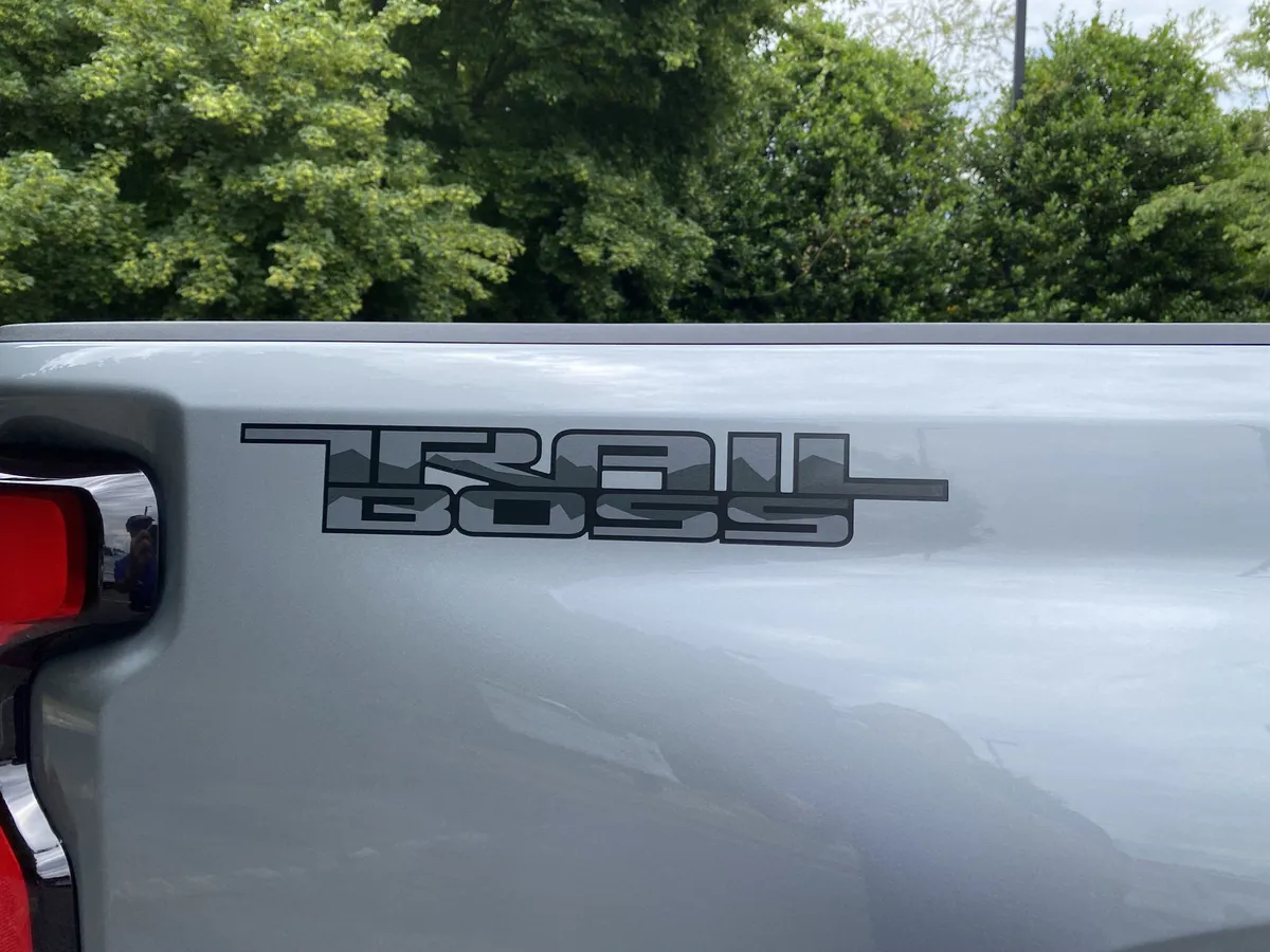 2026 Chevrolet Silverado 2500HD LTZ thumbnail 44